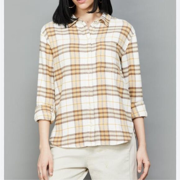 AMERICAN EAGLE Button Down Flannel Shirt Yellow Brown Plaid Size Medium - Picture 1 of 8